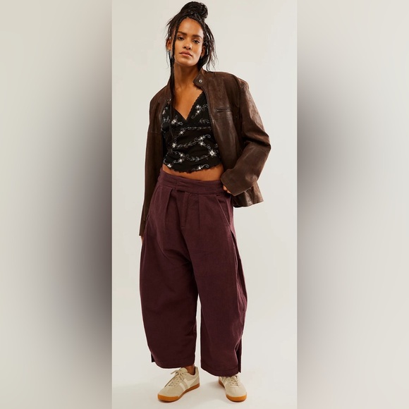 NWT Free People Cool Harbor wide leg pants size Small barrel jeans - Picture 1 of 3